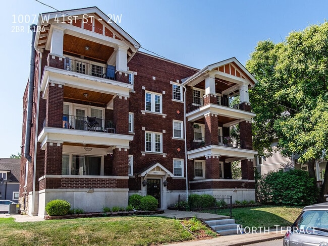 Building Photo - 1007 W 41st St Unit 2W