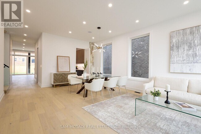 Photo - 24 Twenty First St