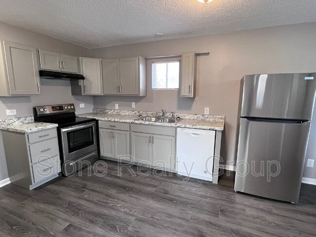 Photo - 902 E Marley Dr