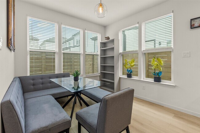 Photo - 1271 Oakmont Bnd Dr