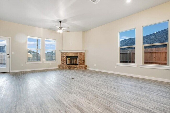 Photo - Pre-leasing for July