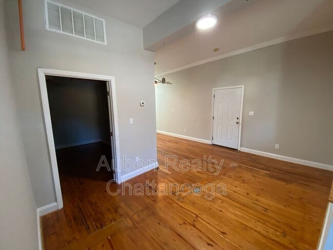 Photo - 3925 Redding Rd Unit Apt. 206