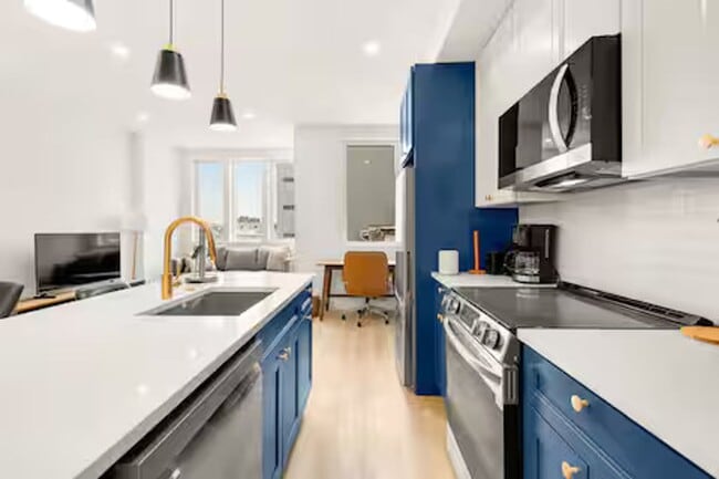 Photo - 1630 K St NW Unit 4