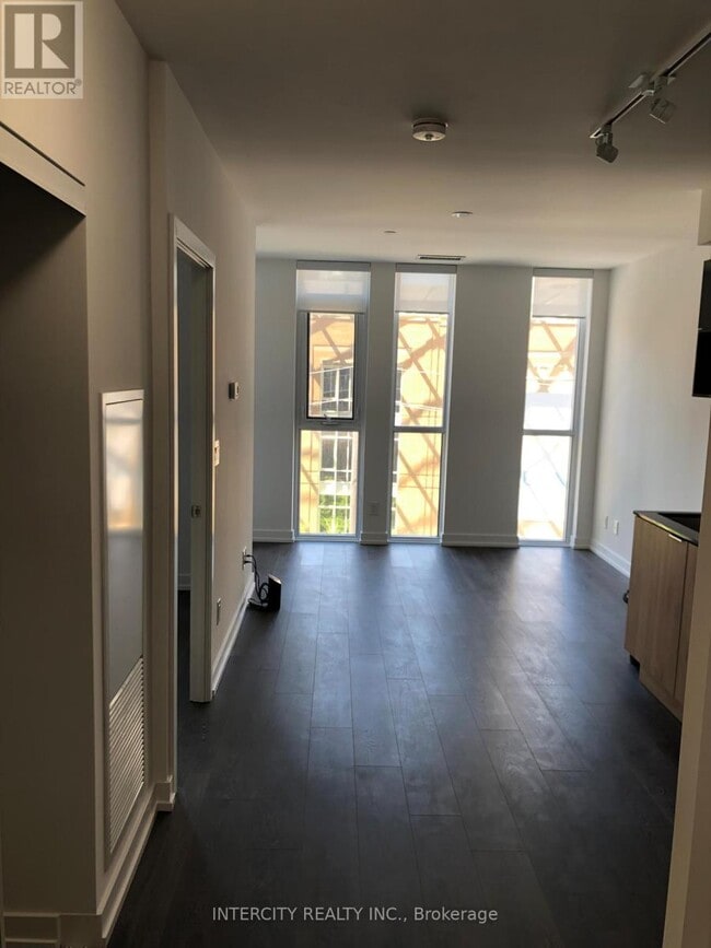 Photo - 159 Wellesley St E Unité 304