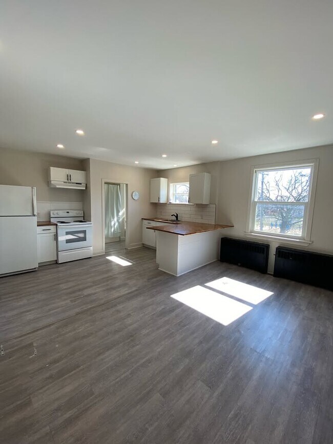 Photo - 222 Maxwell St Unit 1