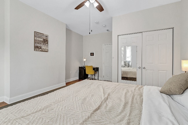 Photo - 2303 N Calvert St