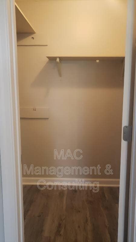 Photo - 1550 Lake Villa Cir