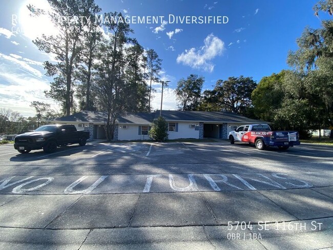 Building Photo - 5704 SE 116th St Rental