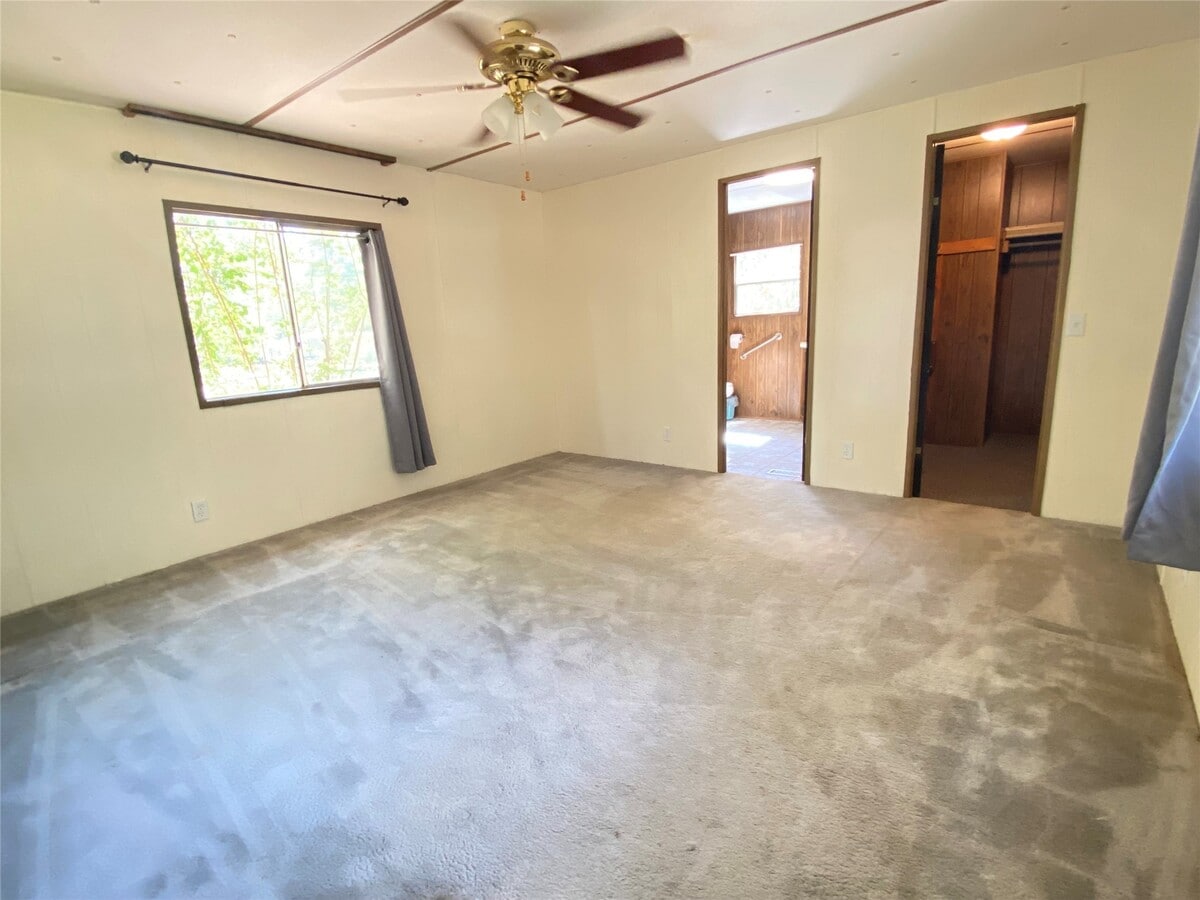 Photo - 14662 Brooks Rd