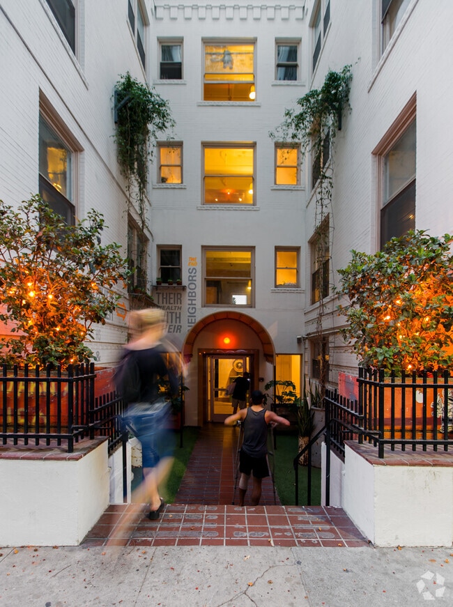 Building Photo - Carnegie Studio Unit 214 Rental