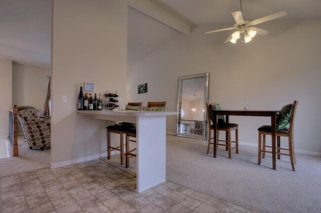 Photo - 4613 Springview Dr