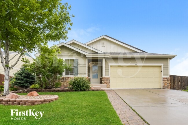 Building Photo - 800 Lonewolf Cir