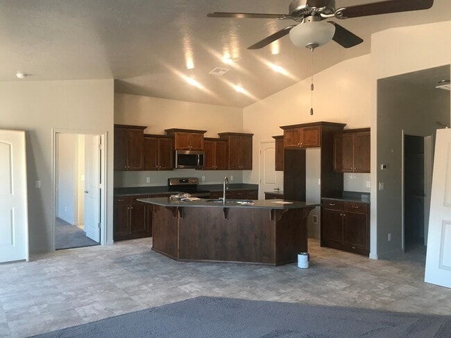 Photo - Beautiful 4 bedroom home in Washington Fields!