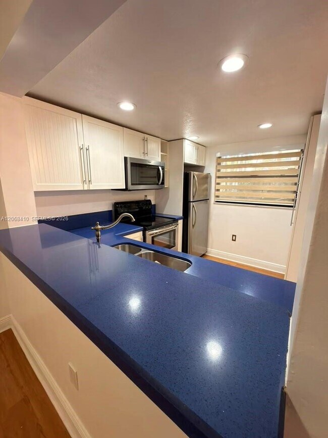Photo - 10835 SW 112th Ave Unit 114