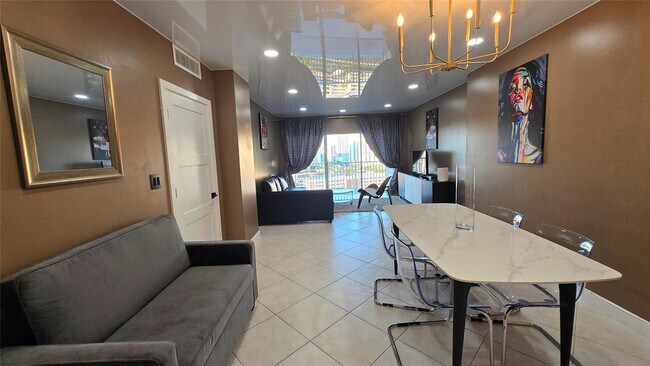 Photo - 300 Bayview Dr Unit 1911