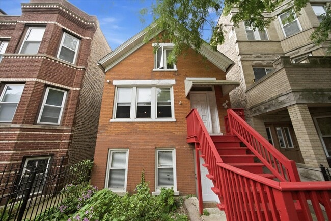 Building Photo - 2137 W Rice St Unit 2