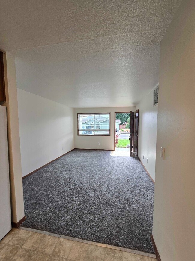 Photo - 1451 Cedar St