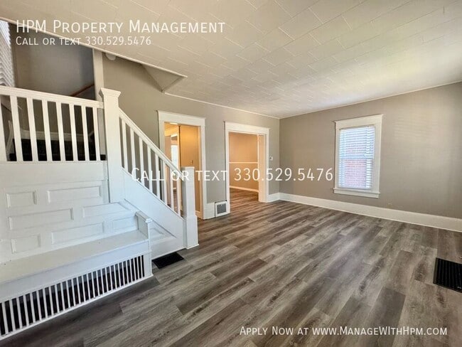 Photo - 3014 2nd St NW