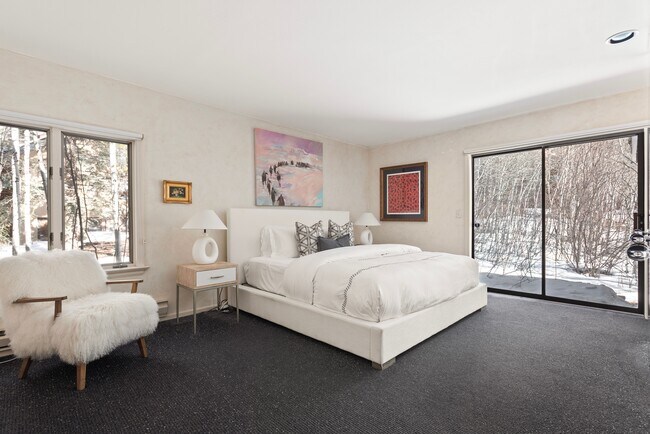 Photo - 60 Northway Dr