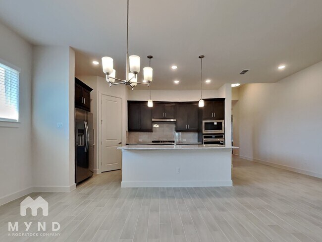 Photo - 15170 London Gavroche Ln