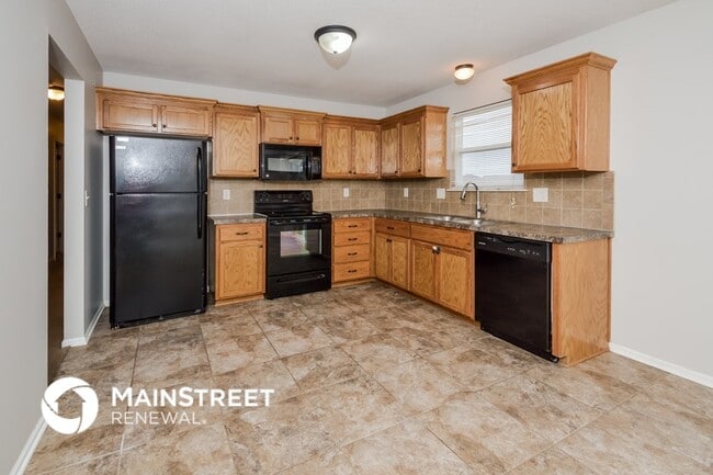 Photo - 1415 NW Hilltop Ln