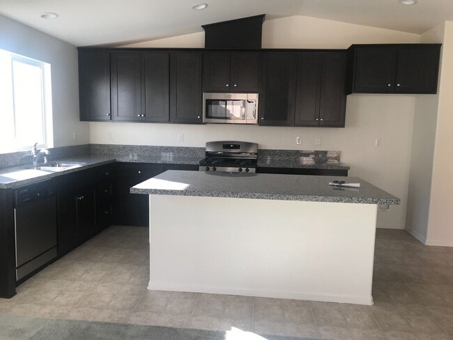 Photo - Move in Ready