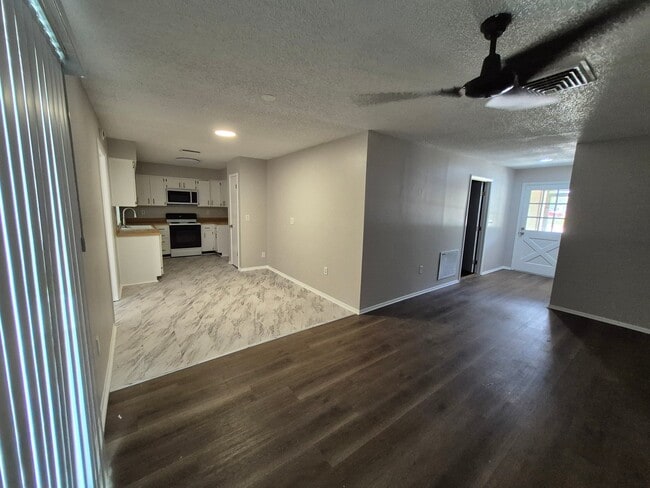 Photo - 332 Upland Ave