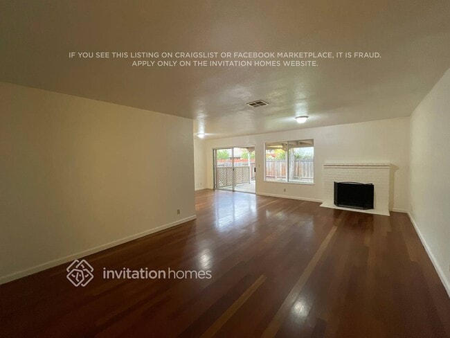 Photo - 2875 Georgia Dr