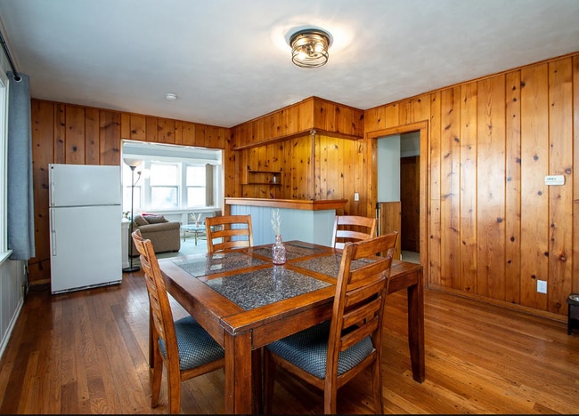 Photo - 1515 W Callender Ave