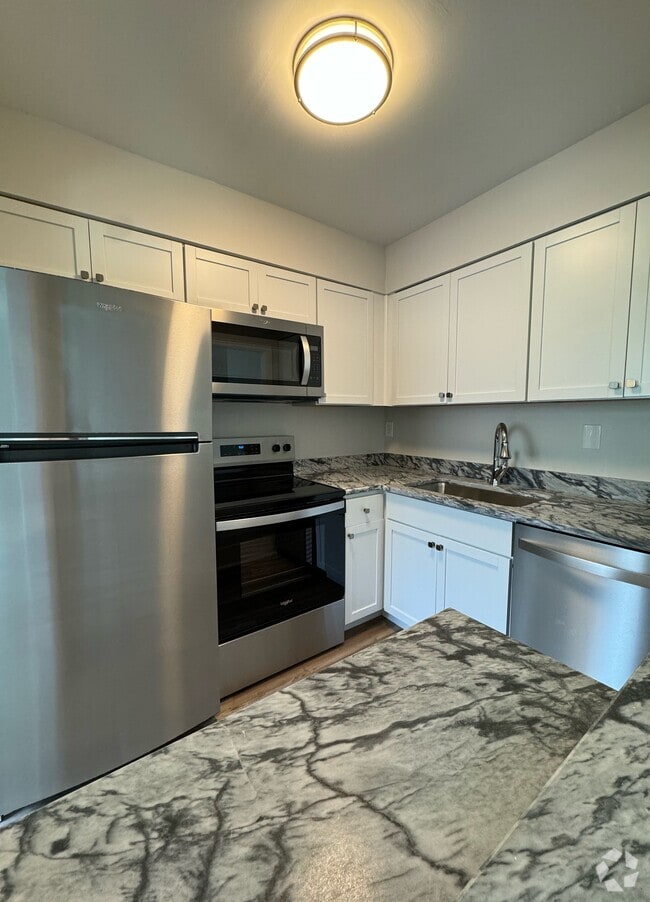 Building Photo - The Charlotte Unit 404 Rental