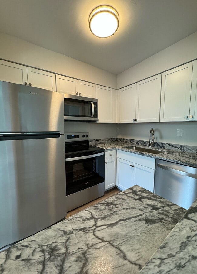 The Charlotte - The Charlotte Condo Unit 404