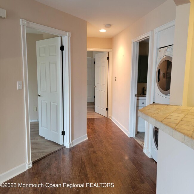 Photo - 143 Cypress Ct Condo