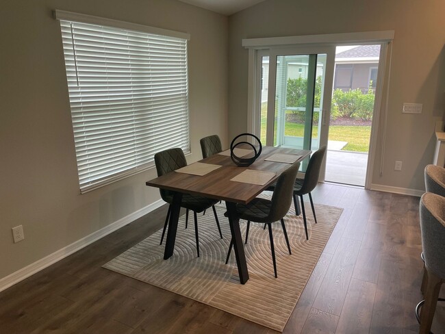 Photo - 1750 Debellis Ln Unit Posted to Internet