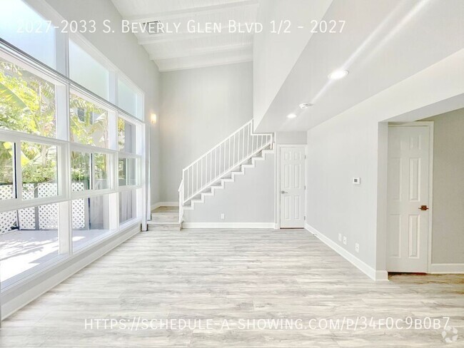 Building Photo - Beautiful newly remodeled modern two story... Unit 2027 Rental