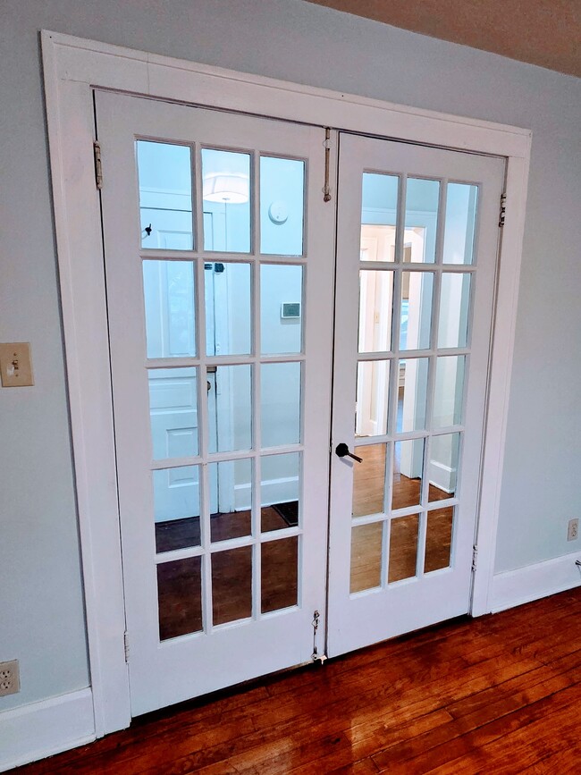 Photo - 1513 Holmes Ave Unit Upper