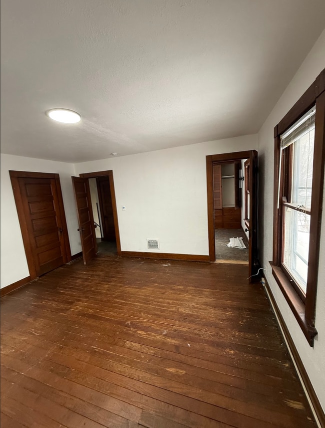 Photo - 836 St Nicholas Ave