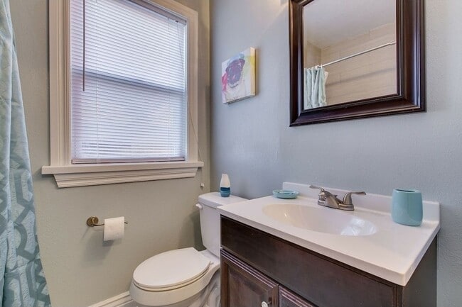 Photo - 717 Culbertson Dr