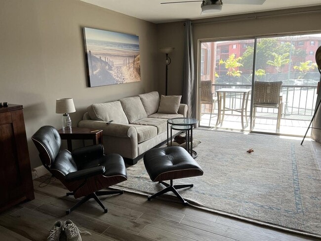 Photo - 630 Tennis Club Dr Unit 206