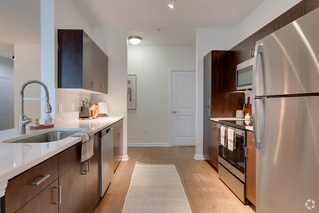 2BR,2BA - 1,193SF