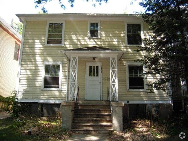 Building Photo - 416 W Doty St Unit 1W Rental