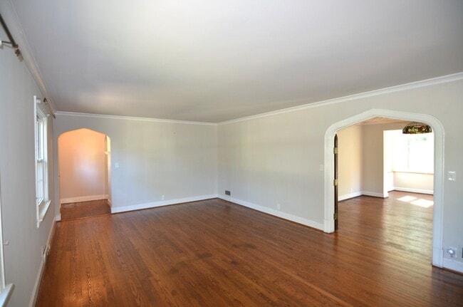 Photo - 7620 Montgomery Rd