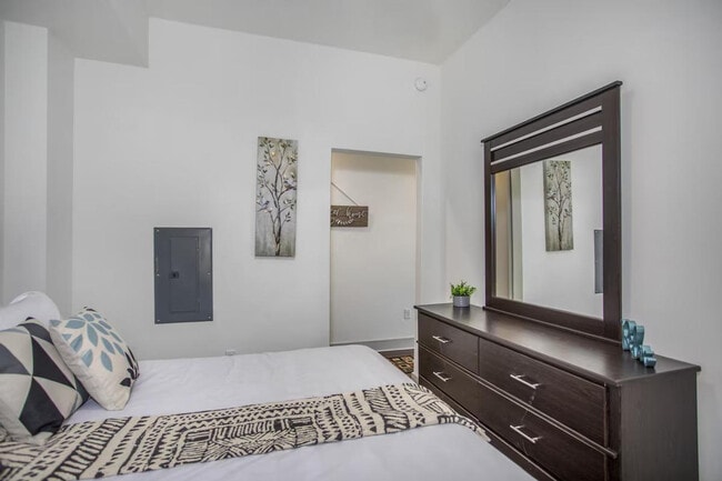 Photo - 6734 Main St Unit SI ID1359164P