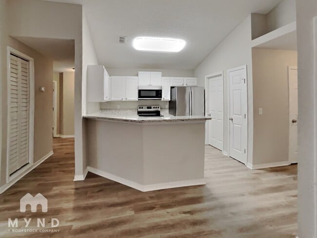 Photo - 1850 Penzance Pkwy