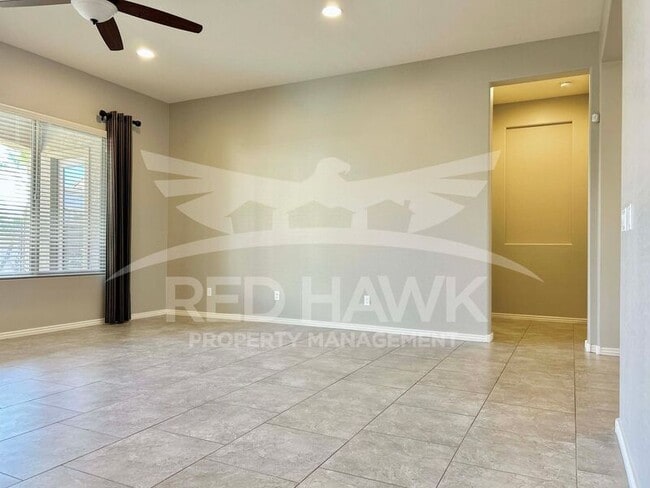 Photo - 3567 E Chestnut Ln