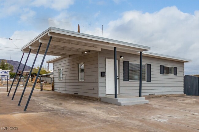 Photo - 14 Nevada Way House