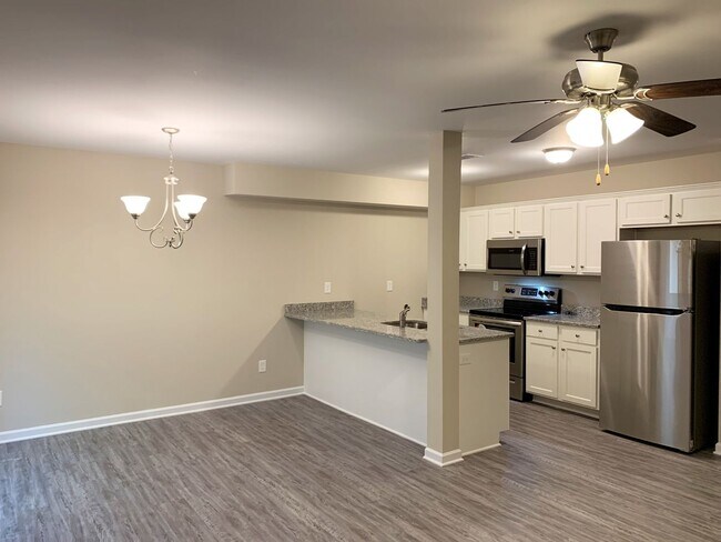 Photo - Great Townhome Near Middle Georgia State University