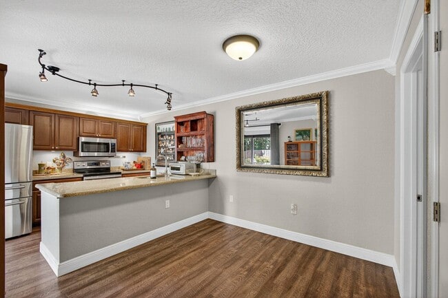 Photo - 4511 45th Way