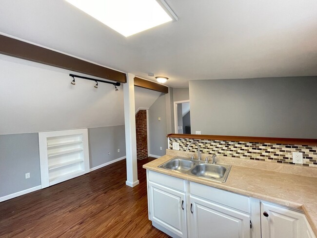 Photo - 37 Grove St Unidad 4