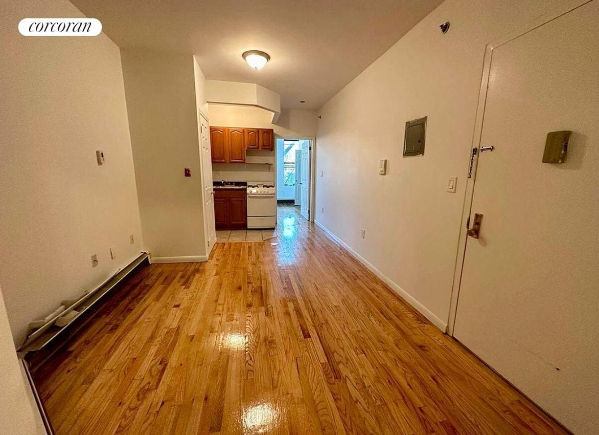 Photo - 836 Flatbush Ave