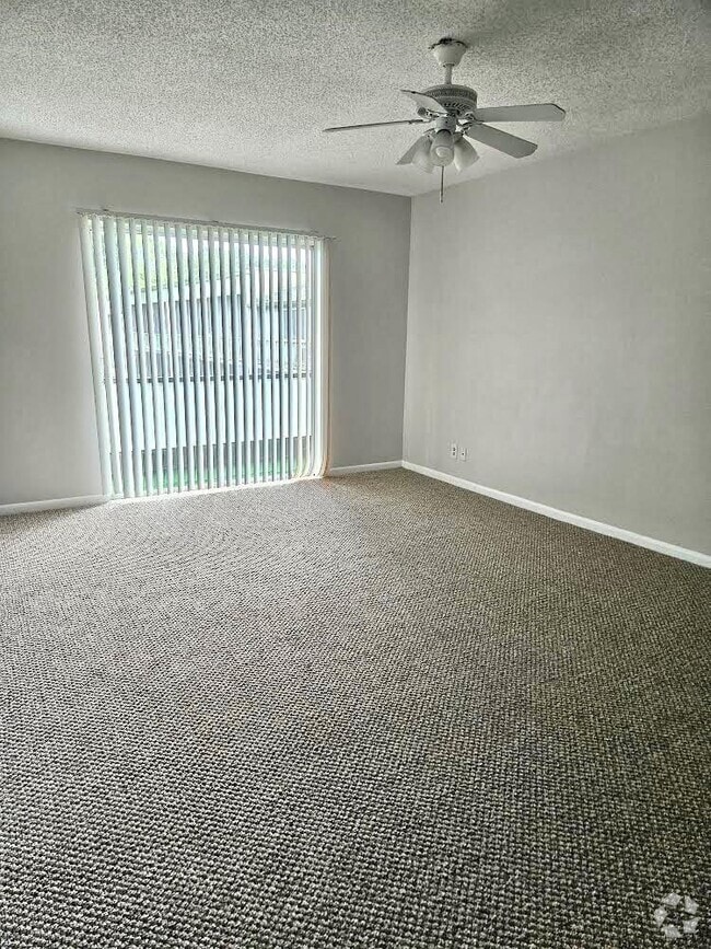 Building Photo - 4131 NW 88th Ave Rental